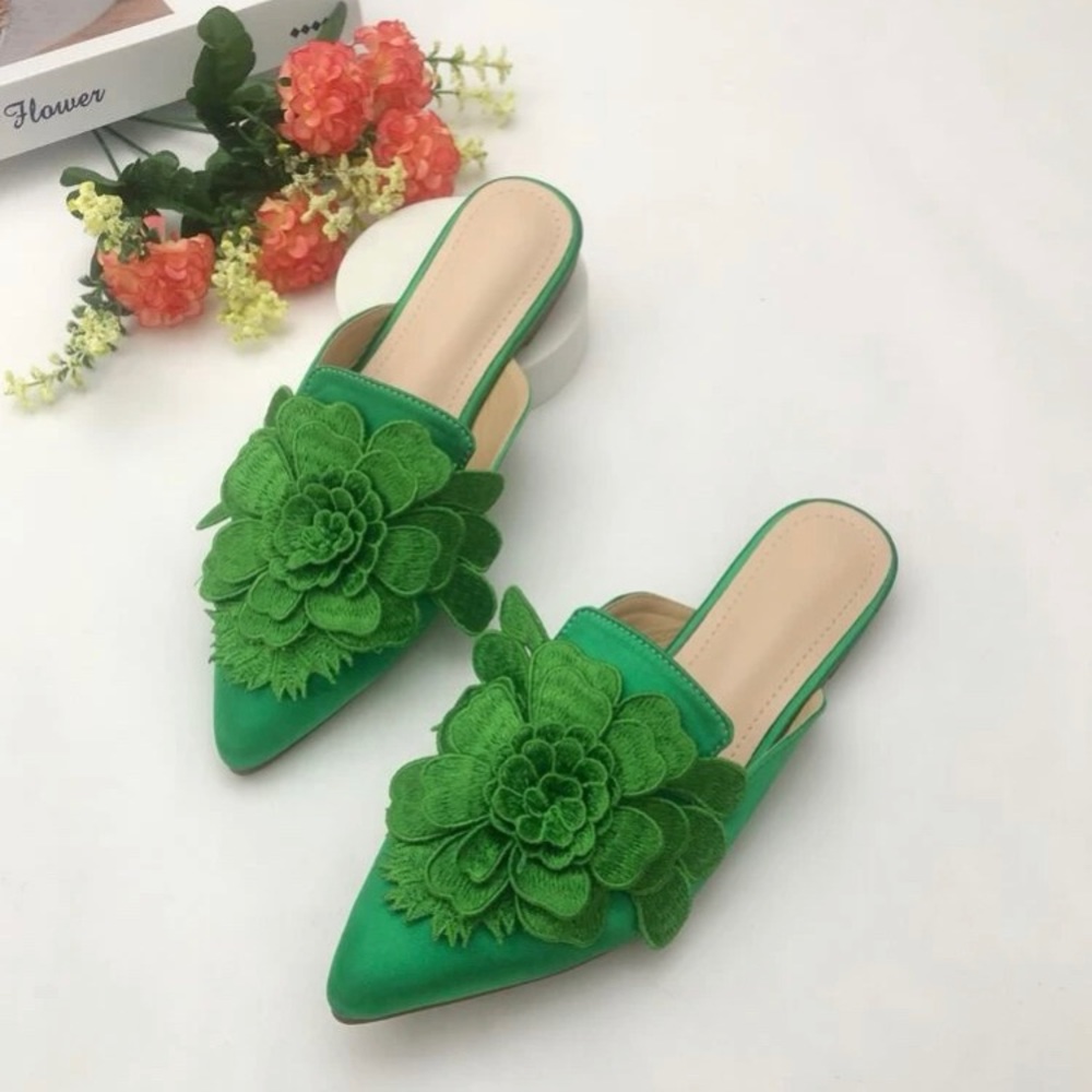 Exquisite mules size 11